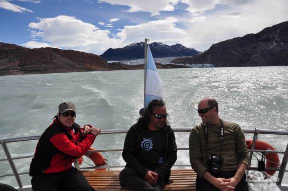 Navegando no lago Viedma, no Parque Nacional Los Glaciares, região de El Chaltén, no sul da Argentina